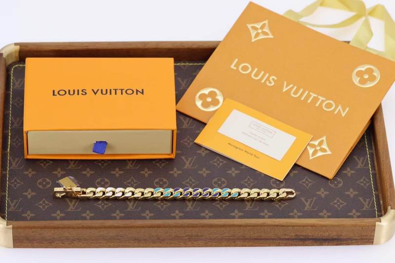 LV Bracelet 03lyr566